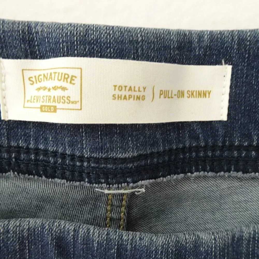 Levi Strauss Signature Skinny Jeans Women's Plus Size 28 Blue Stretch Denim - Picture 8 of 13